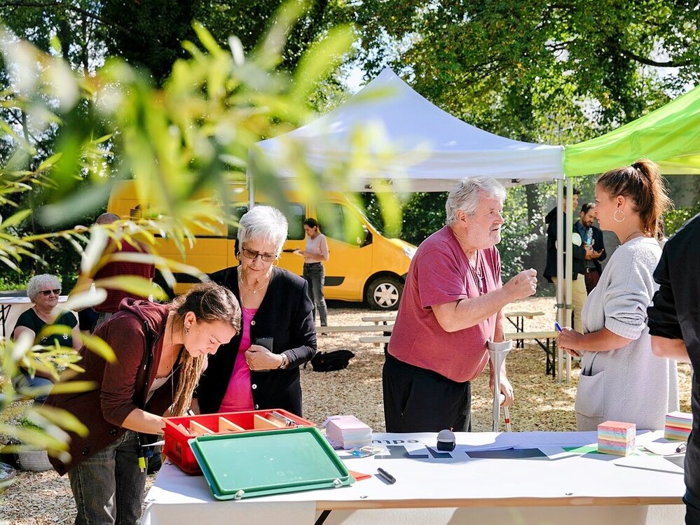 Investir dans la communauté