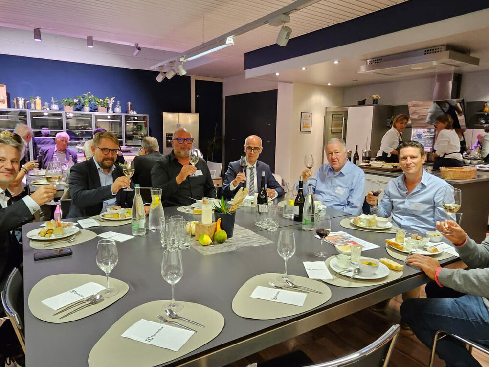 Premier échange réussi entre les acteurs en Suisse romande