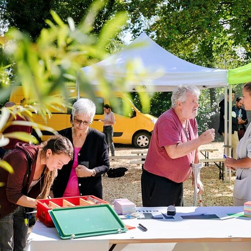 Investir dans la communauté