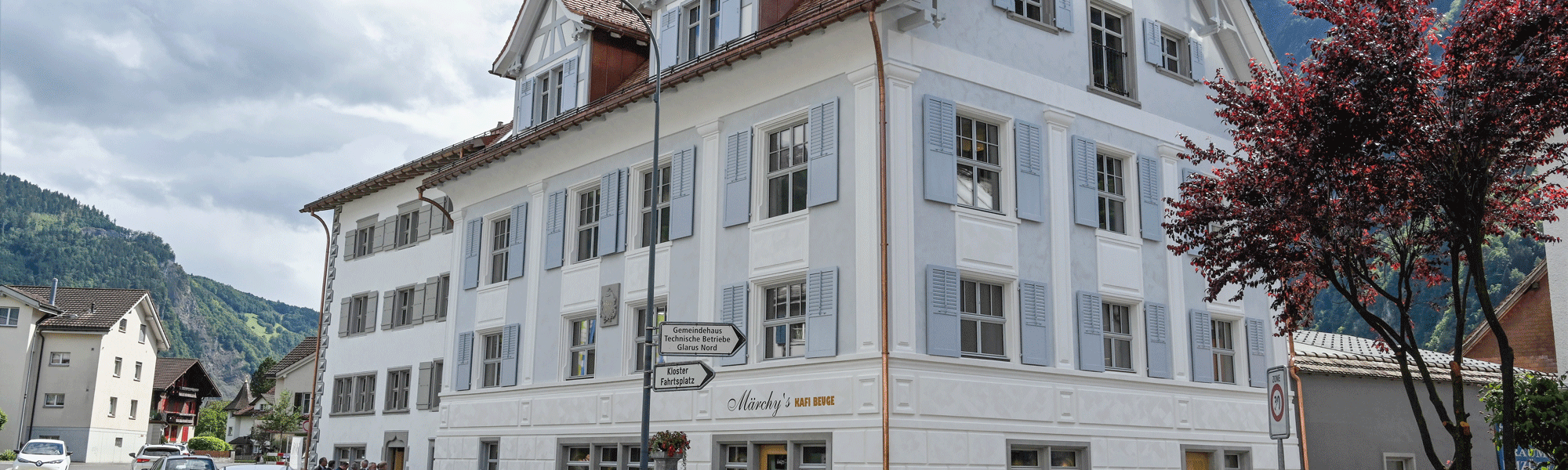 Comment une coopérative de construction transforme des maisons en ruine au centre du village en un bijou